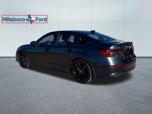 Used 2023 Honda Civic Sport image 5