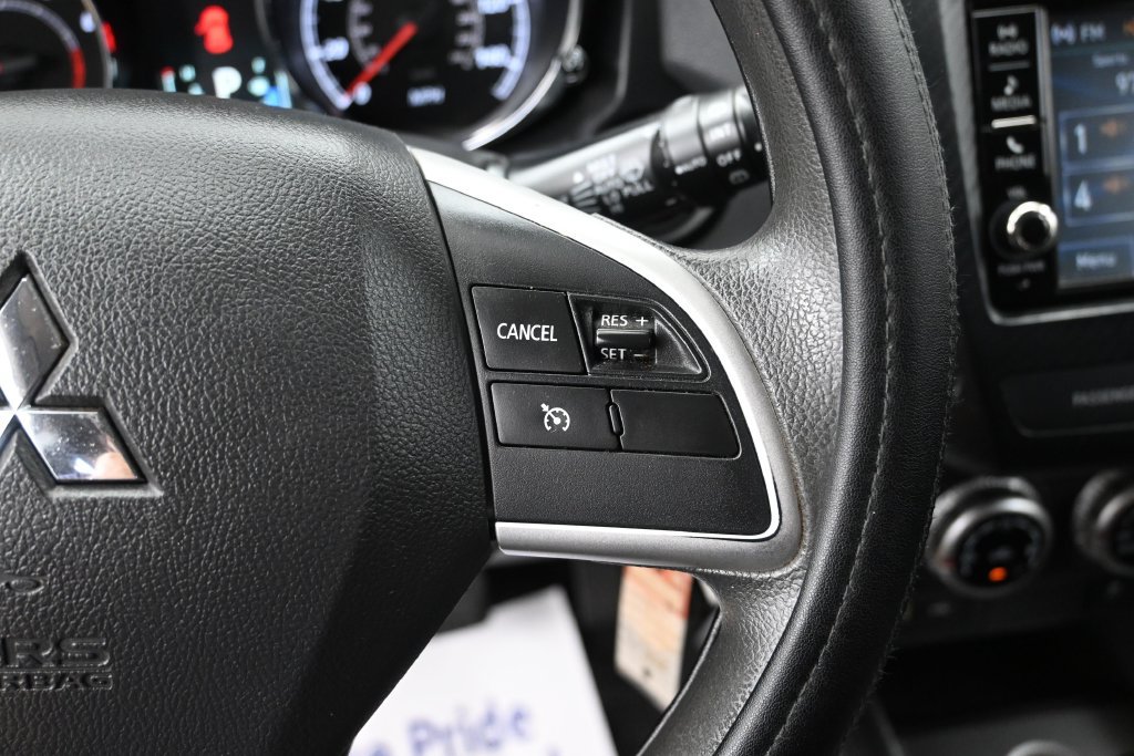 Used 2021 Mitsubishi Outlander Sport ES FWD image 13
