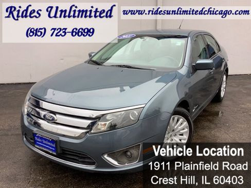 Used 2011 Ford Fusion Base image 2