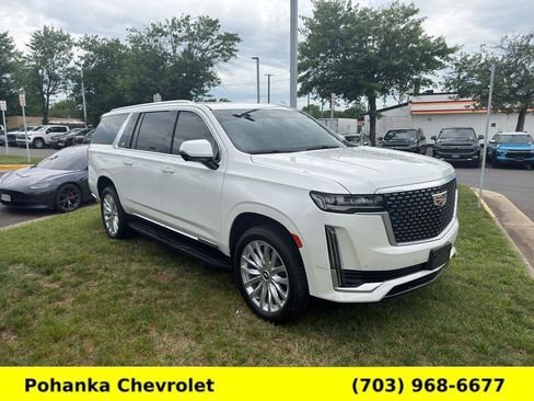 Used 2023 Cadillac Escalade ESV Luxury AWD/4WD image 1