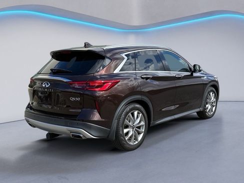 Used 2020 INFINITI QX50 Luxe w/ Navigation Package image 4