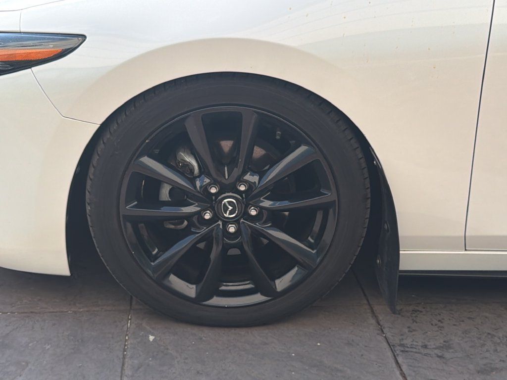 Used 2022 MAZDA MAZDA3 s AWD/4WD image 12