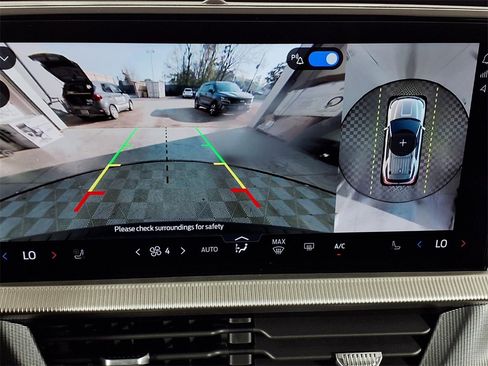 Used 2025 Ford Explorer ST image 15