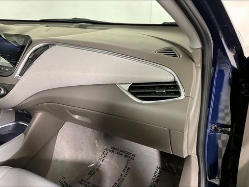 Used 2020 Chevrolet Malibu LT FWD image 15