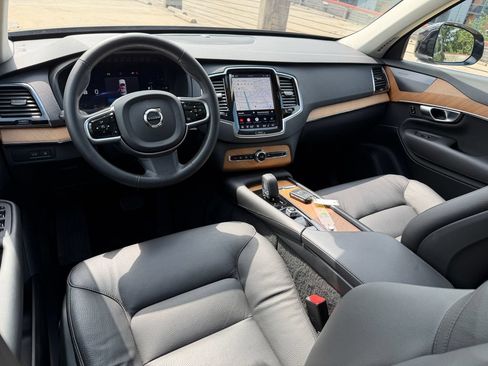 Certified 2024 Volvo XC90 T8 Plus w/ Protection Package AWD/4WD image 12