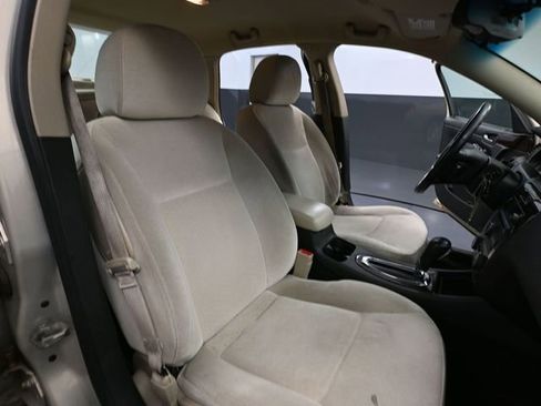 Used 2012 Chevrolet Impala LT FWD image 41