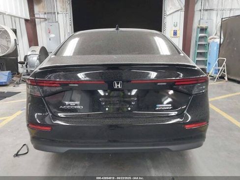Used 2025 Honda Accord Sport image 21