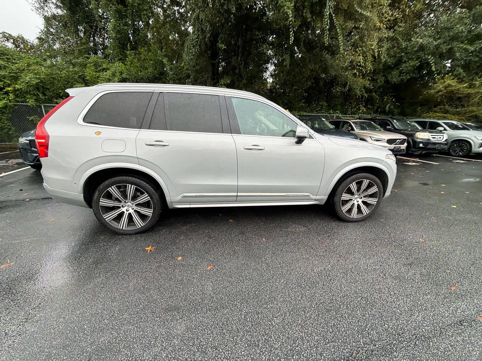 Used 2023 Volvo XC90 T8 Plus AWD/4WD image 18