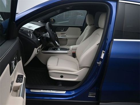 New 2025 Mercedes-Benz GLA 250 image 19