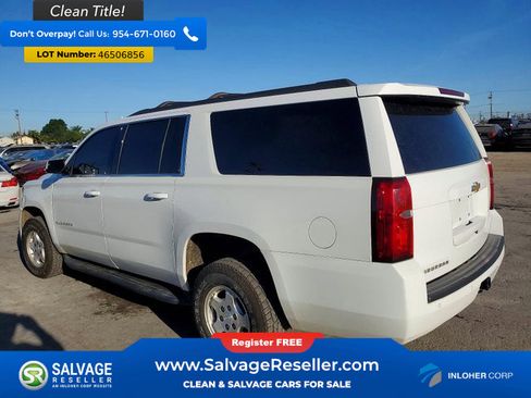 Used 2018 Chevrolet Suburban LT image 3