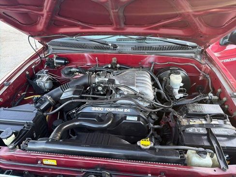 Used 2004 Toyota Tacoma PreRunner image 30