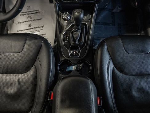 Used 2019 Jeep Cherokee Limited w/ Trailer Tow Group image 31