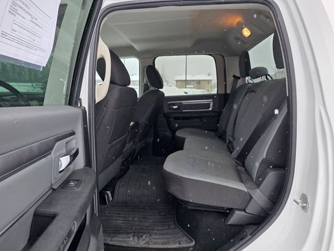 Used 2022 RAM 1500 Classic SLT w/ Protection Group AWD/4WD image 21