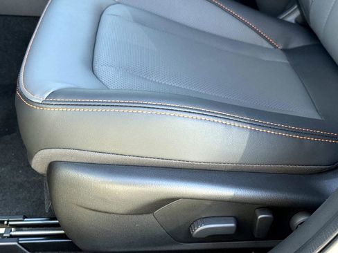 New 2026 Subaru Crosstrek 2.5i Limited w/ Crosstrek Mirror Package image 21