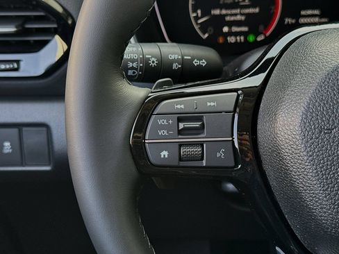 Certified 2025 Honda Pilot Touring image 29
