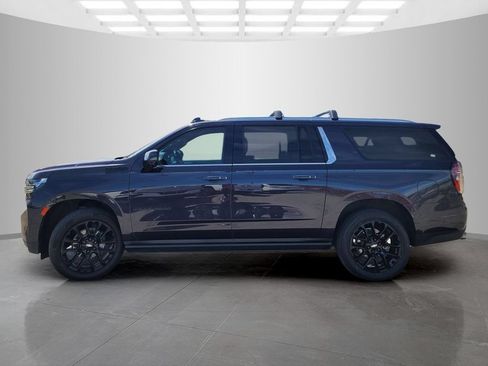 Used 2022 Chevrolet Suburban High Country w/ Premium Package 2 AWD/4WD image 7