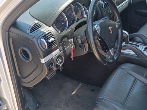 Used 2008 Porsche Cayenne S image 15