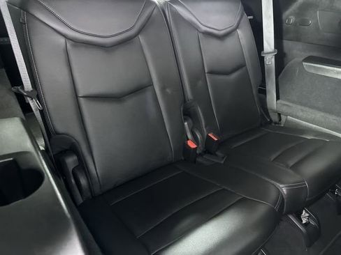Used 2023 Cadillac XT6 Luxury image 53