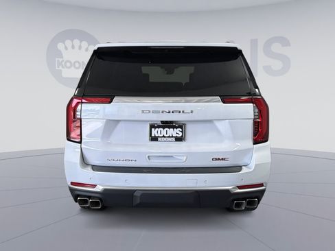 New 2026 GMC Yukon Denali w/ Denali Reserve Package AWD/4WD image 5