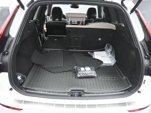 New 2026 Volvo XC60 B5 Plus w/ Protection Package Premier image 24