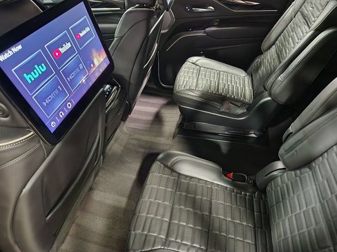 Used 2023 Cadillac Escalade V AWD/4WD image 56