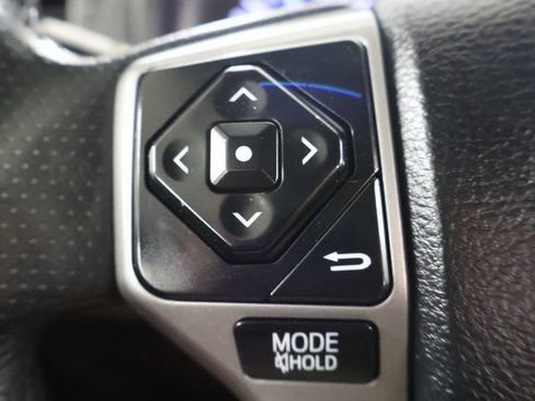 Used 2018 Toyota 4Runner SR5 Premium RWD image 18