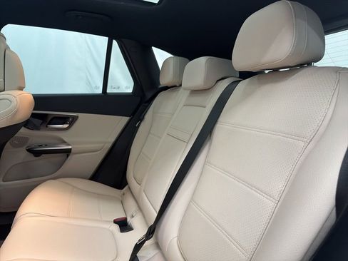 New 2026 Mercedes-Benz GLC 300 GLC 300 image 19