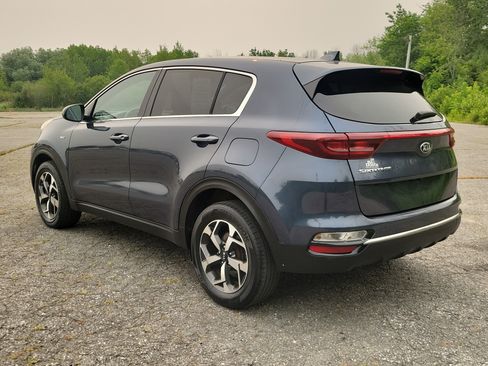 Used 2020 Kia Sportage LX AWD/4WD image 7