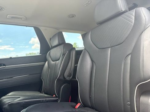 Used 2023 Hyundai Palisade SEL w/ Premium Package FWD image 28