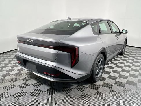 New 2026 Kia K4 FWD image 3
