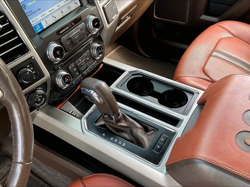 Used 2018 Ford F150 King Ranch w/ Equipment Group 601A Luxury AWD/4WD image 17