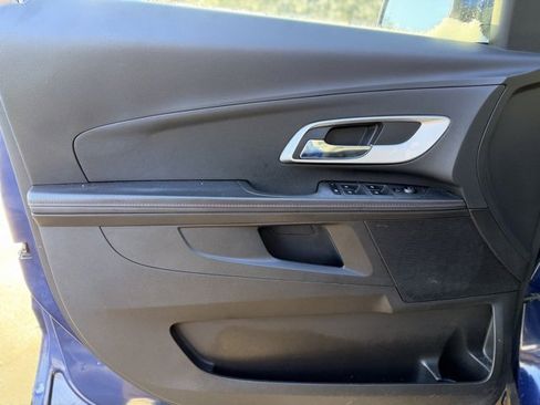 Used 2010 Chevrolet Equinox LT w/ Vehicle Interface Package image 15