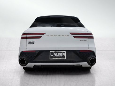 Used 2022 Genesis GV70 3.5T Sport w/ Sport Prestige Package AWD/4WD image 4