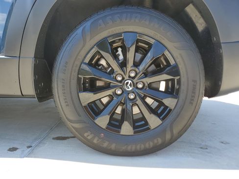 Certified 2025 MAZDA CX-50 AWD 2.5 S w/ Premium Package image 9