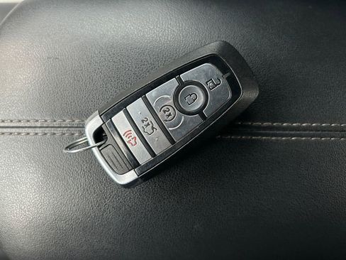 Used 2024 Ford Mustang Premium image 33