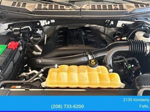 Used 2015 Ford F150 Lariat w/ Equipment Group 502A Luxury AWD/4WD image 19