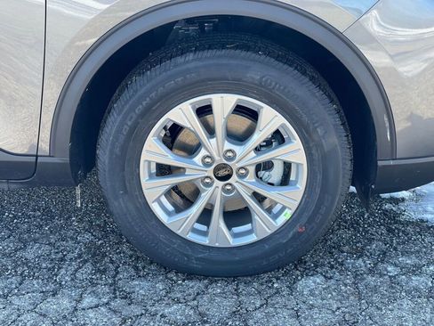 New 2025 Ford Escape Active w/ Active Premium Tech Pack image 17