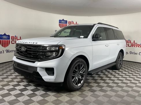 New 2026 Ford Expedition Platinum w/ Stealth Appearance Package AWD/4WD image 7