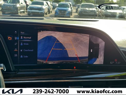 Used 2021 Cadillac Escalade Luxury RWD image 28