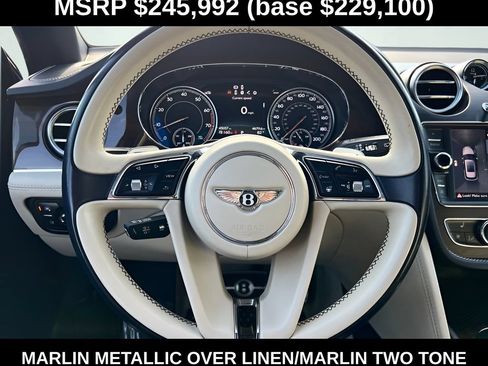 Used 2018 Bentley Bentayga AWD/4WD image 26