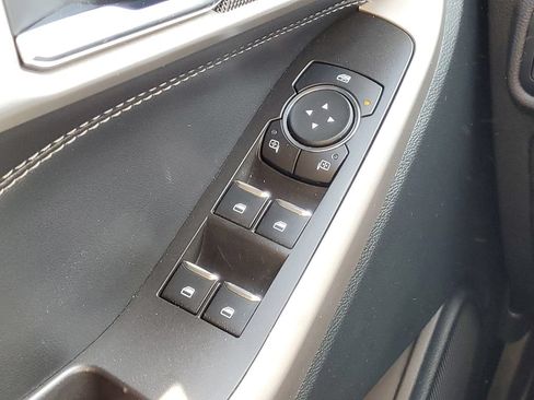 Used 2024 Ford Explorer XLT AWD/4WD image 21