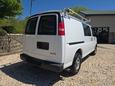 Used 2006 GMC Savana 2500 RWD image 7