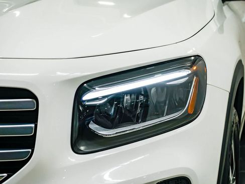 Used 2026 Mercedes-Benz GLB 250 image 7