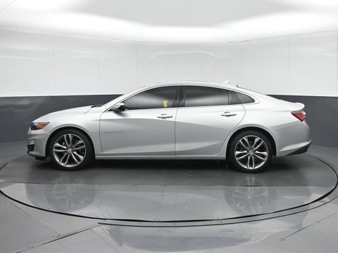 Used 2022 Chevrolet Malibu LT FWD image 4