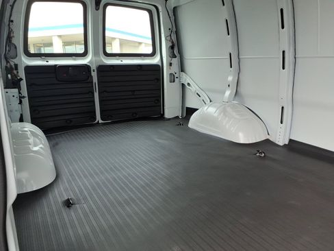 New 2026 Chevrolet Express 2500 Extended w/ Driver Convenience Package RWD image 13