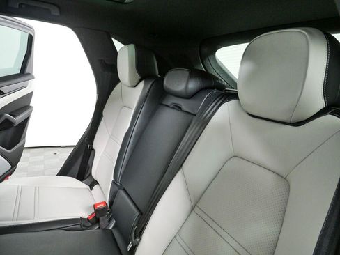 New 2026 Porsche Cayenne AWD/4WD image 22