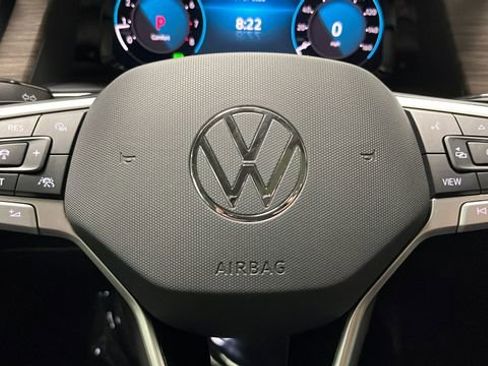 Used 2024 Volkswagen Atlas SEL AWD/4WD image 16