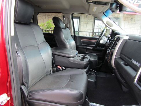 Used 2016 RAM 2500 Laramie w/ Cold Weather Group AWD/4WD image 11