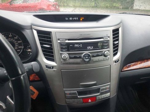 Used 2011 Subaru Outback 2.5i Limited AWD/4WD image 26