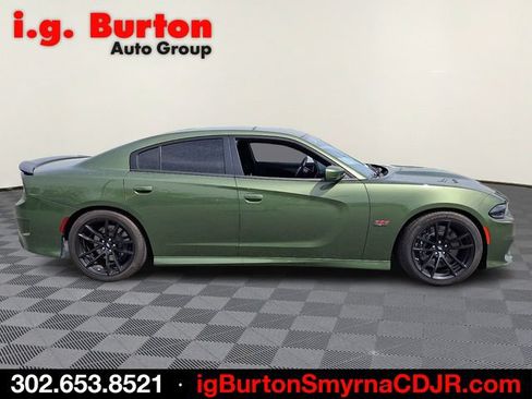 Used 2022 Dodge Charger Scat Pack w/ Dynamics Package RWD image 7